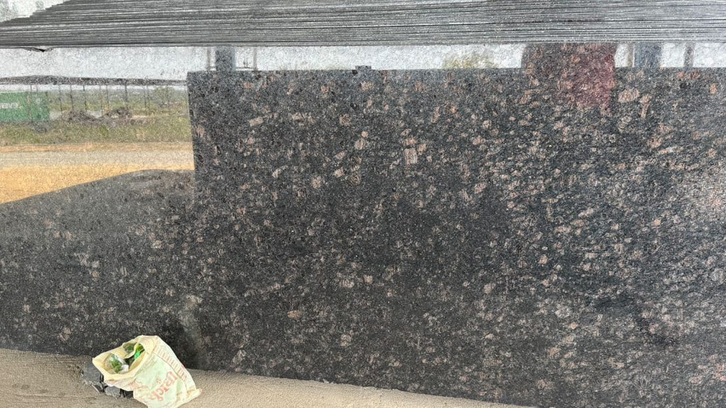 Full view of the Tan Brown granite slab